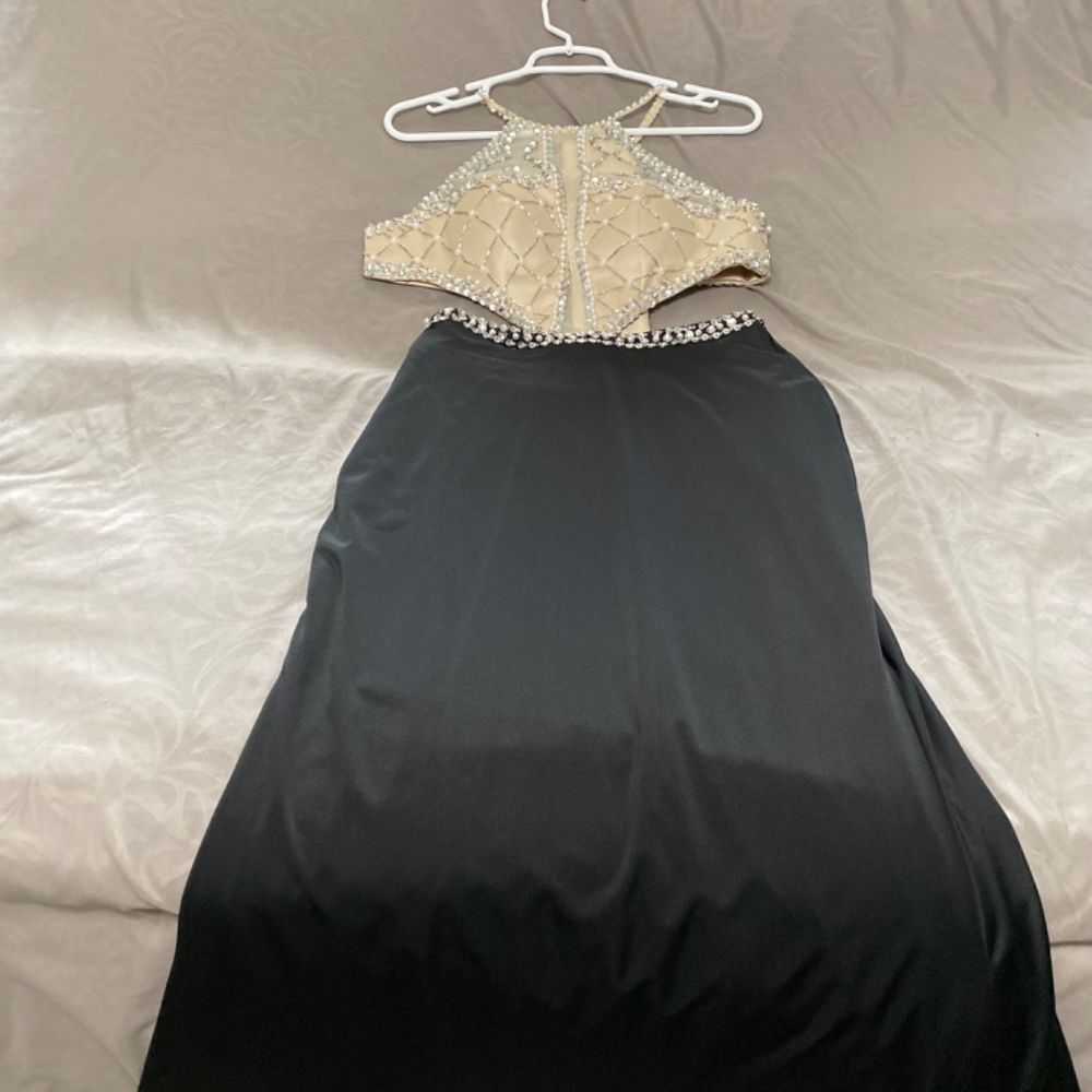 Prom Dresd - image 4